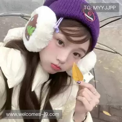 万桢翼